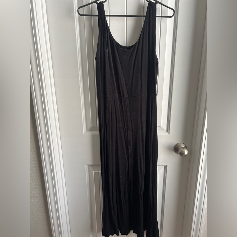 Elegant Black Maxi Dress